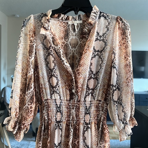Maje Sz 1 3/4 sleeve snakeskin print dress - Picture 2 of 16